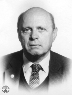Халатников Исаак Маркович
